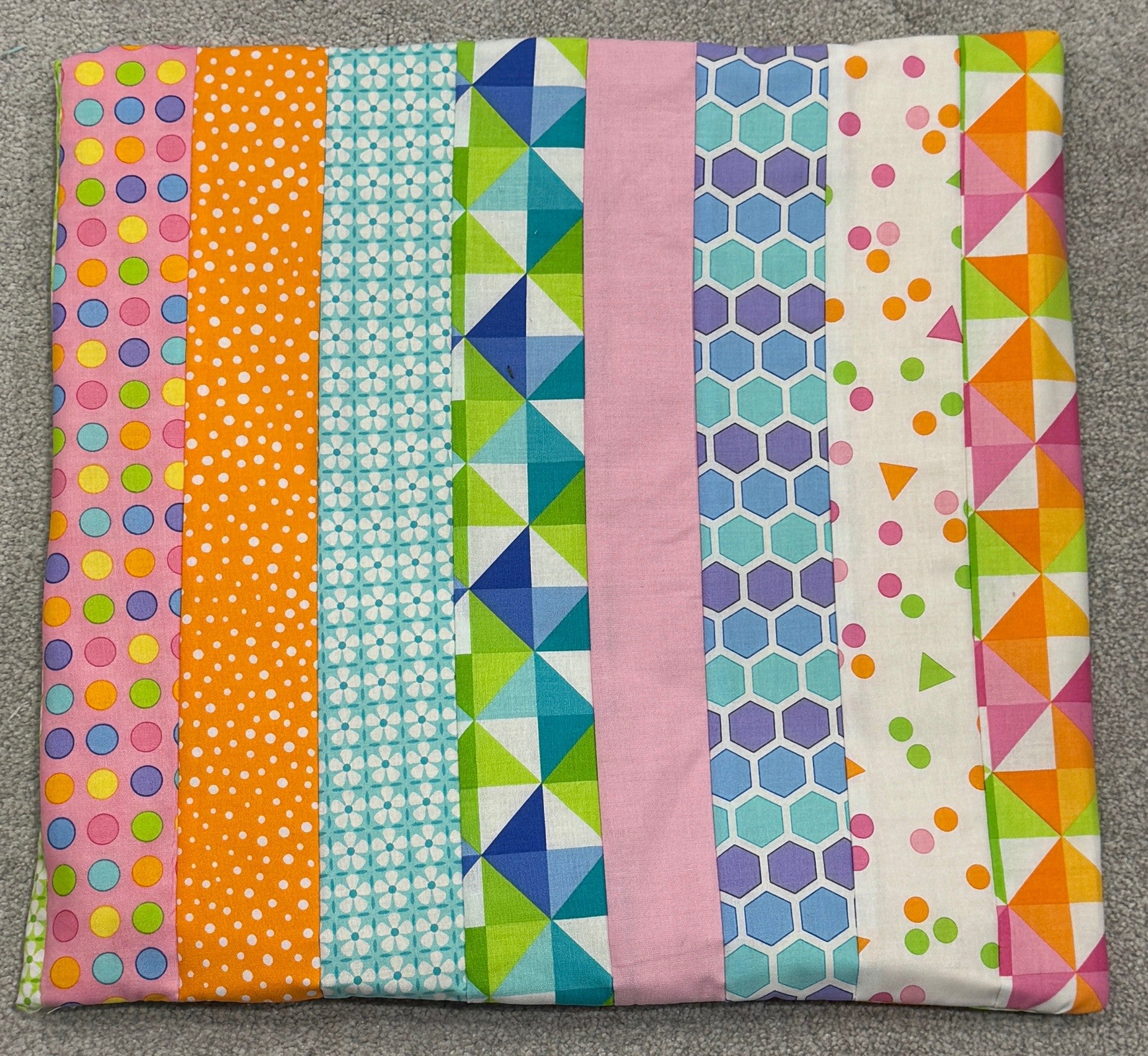 Flip & Stitch Cushion Pattern